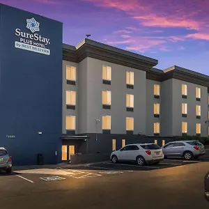 Hotel Surestay By Western Airport